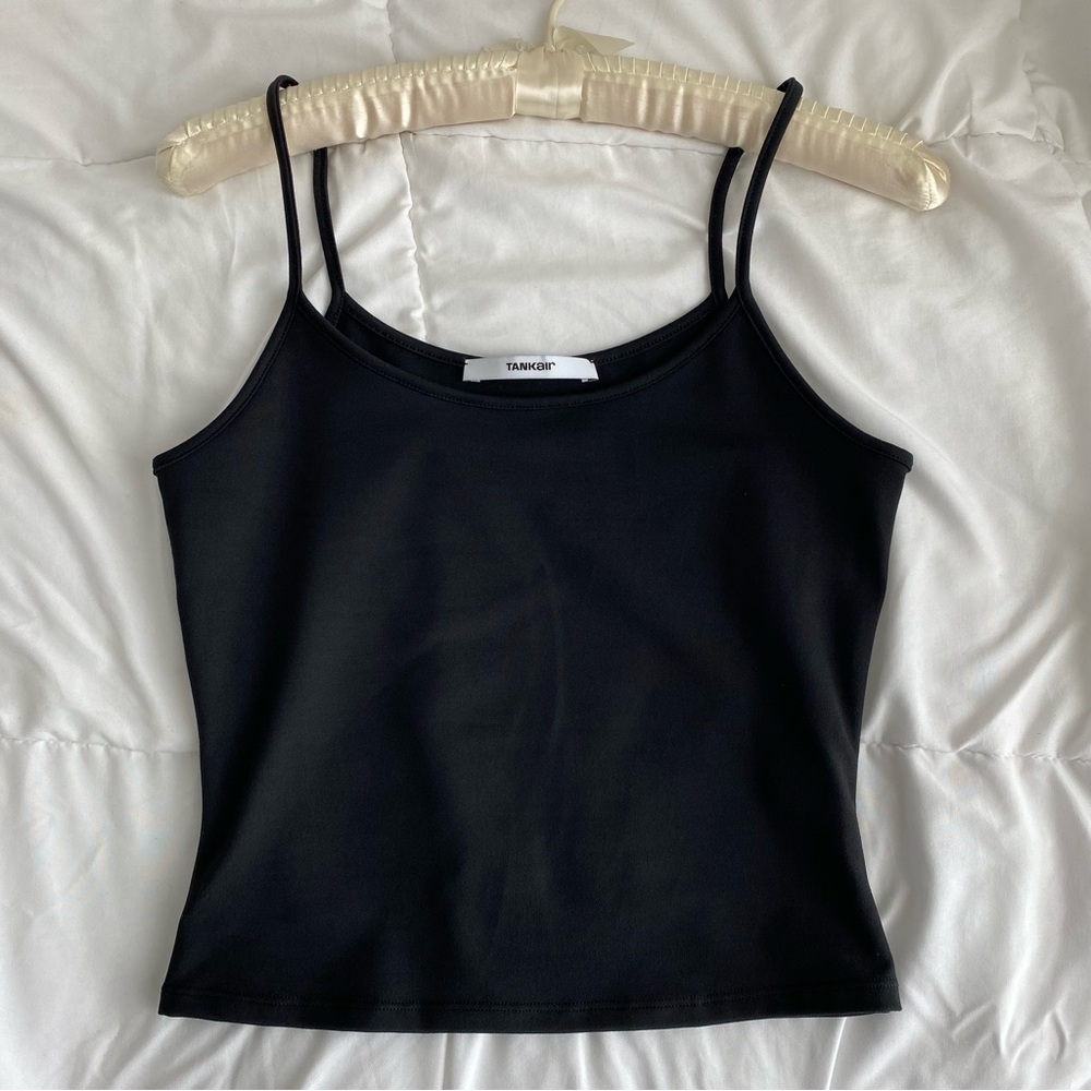 black tank air studio tank